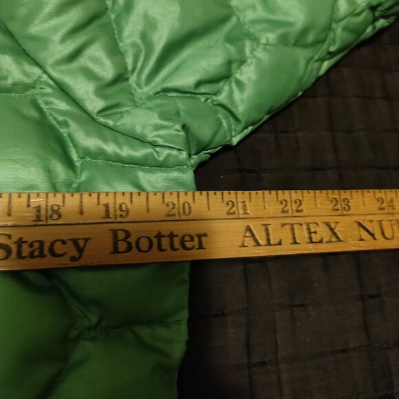 Marmot Ama Dablam Down Jacket Women's Green 800df Insulated Hood Size Medium - Picture 15 of 16